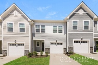 Building Photo - 1657 Singing Bird Trl