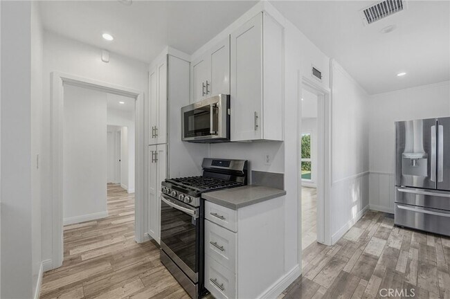 Building Photo - 6658 Kosturas Pl