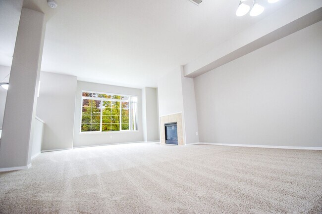 Building Photo - 2357 NW 168th Pl