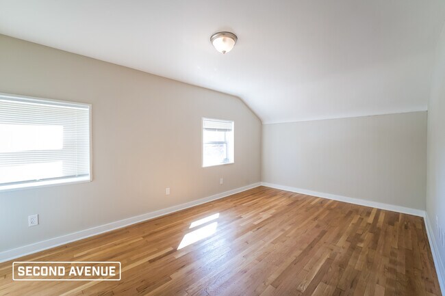 Building Photo - 512 Veronica Dr