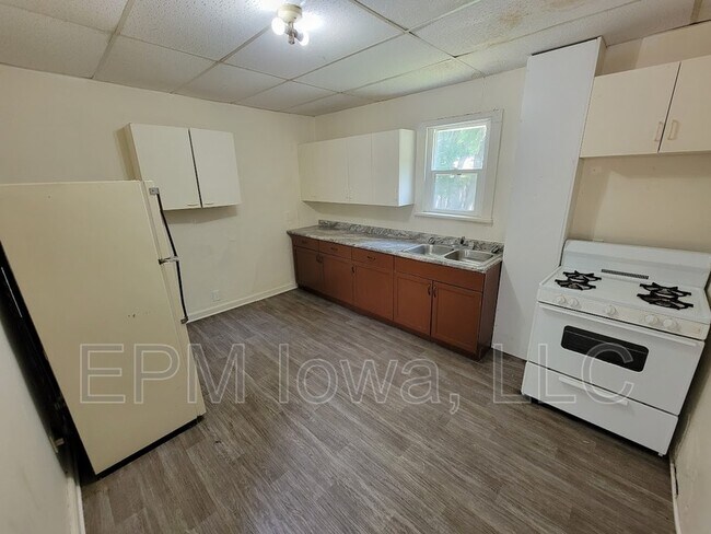 Building Photo - 1115 Mulberry St
