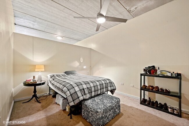 Building Photo - 630 N Franklin St