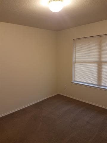 Building Photo - 305 Foreston Dr
