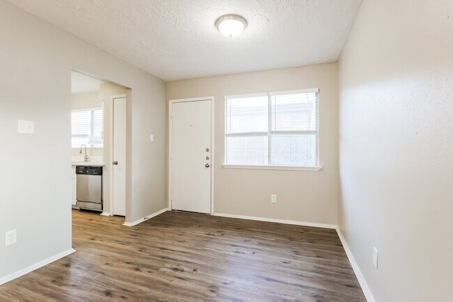 Building Photo - 4306 Owens Creek Ln