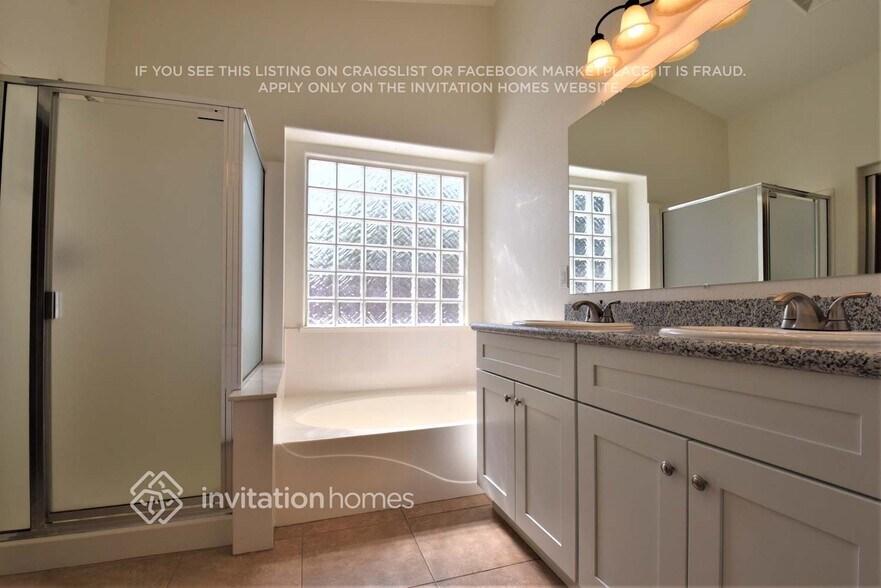 Building Photo - 29463 N Candlewood Dr