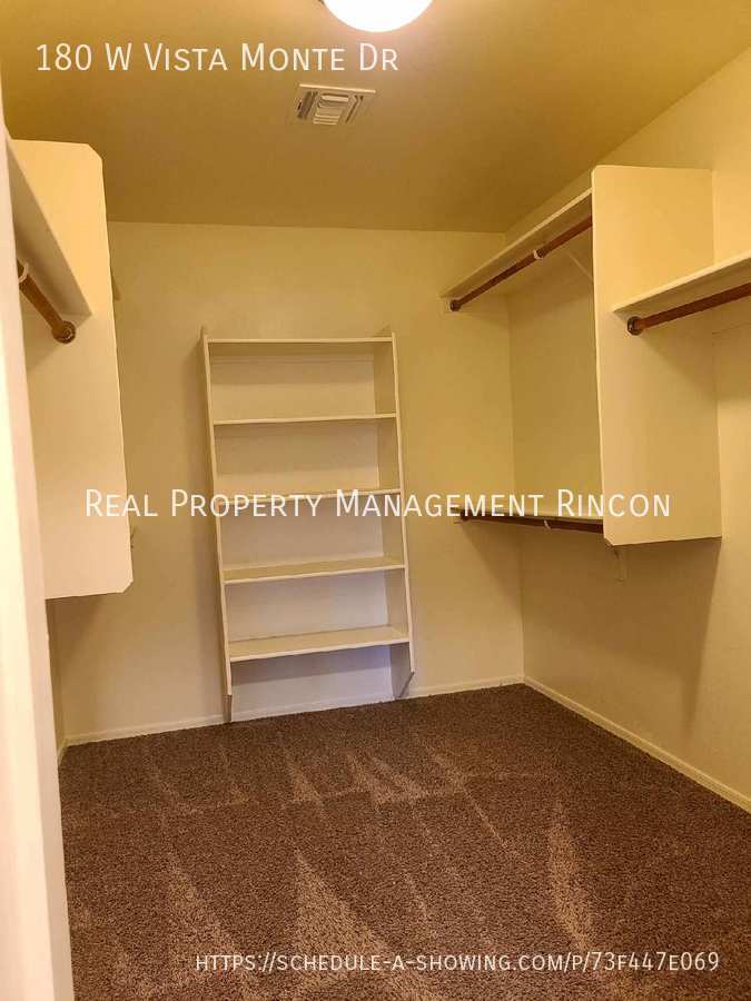 Building Photo - 180 W Vista Monte Dr