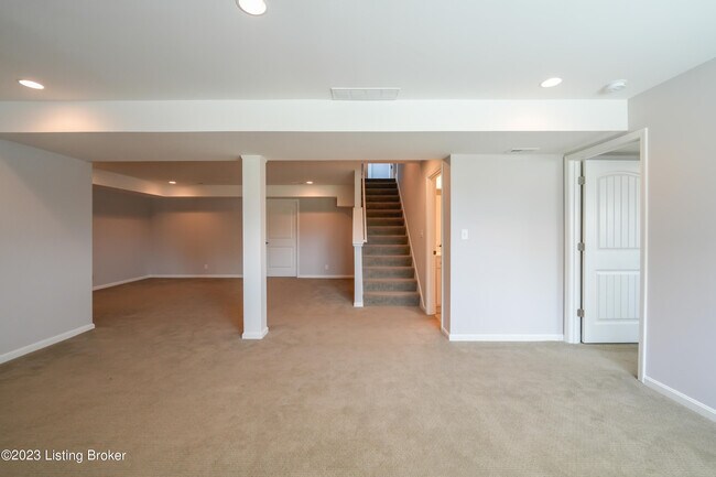 Building Photo - 1606 Church Side Dr