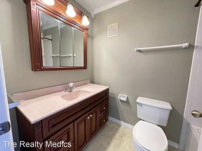 Building Photo - 2 br, 2 bath House - 1919 Summer Club Dr A...