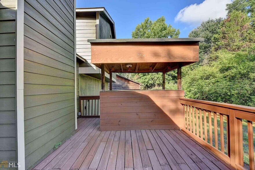 Building Photo - 4068 Buckingham Pl