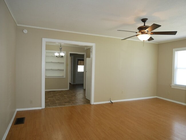 Building Photo - 1511 N 39th St