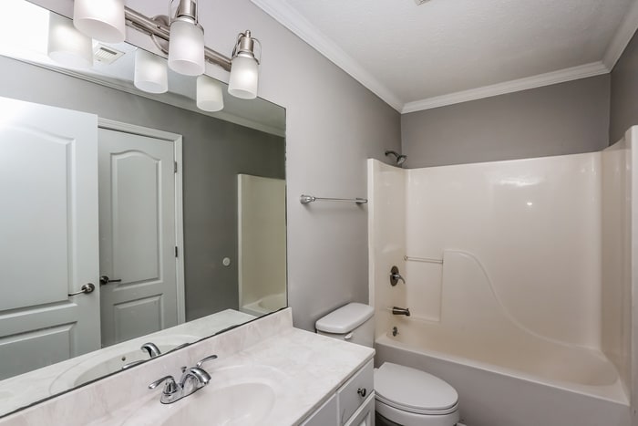 Building Photo - 224 Sylvan Dr