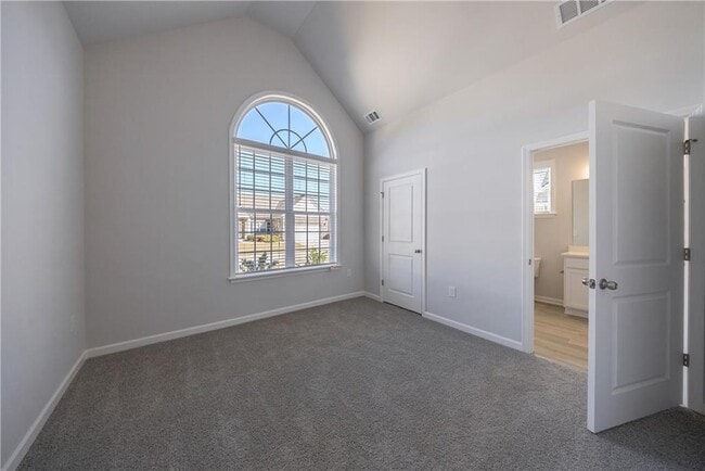 Building Photo - 853 Crossroads Ct