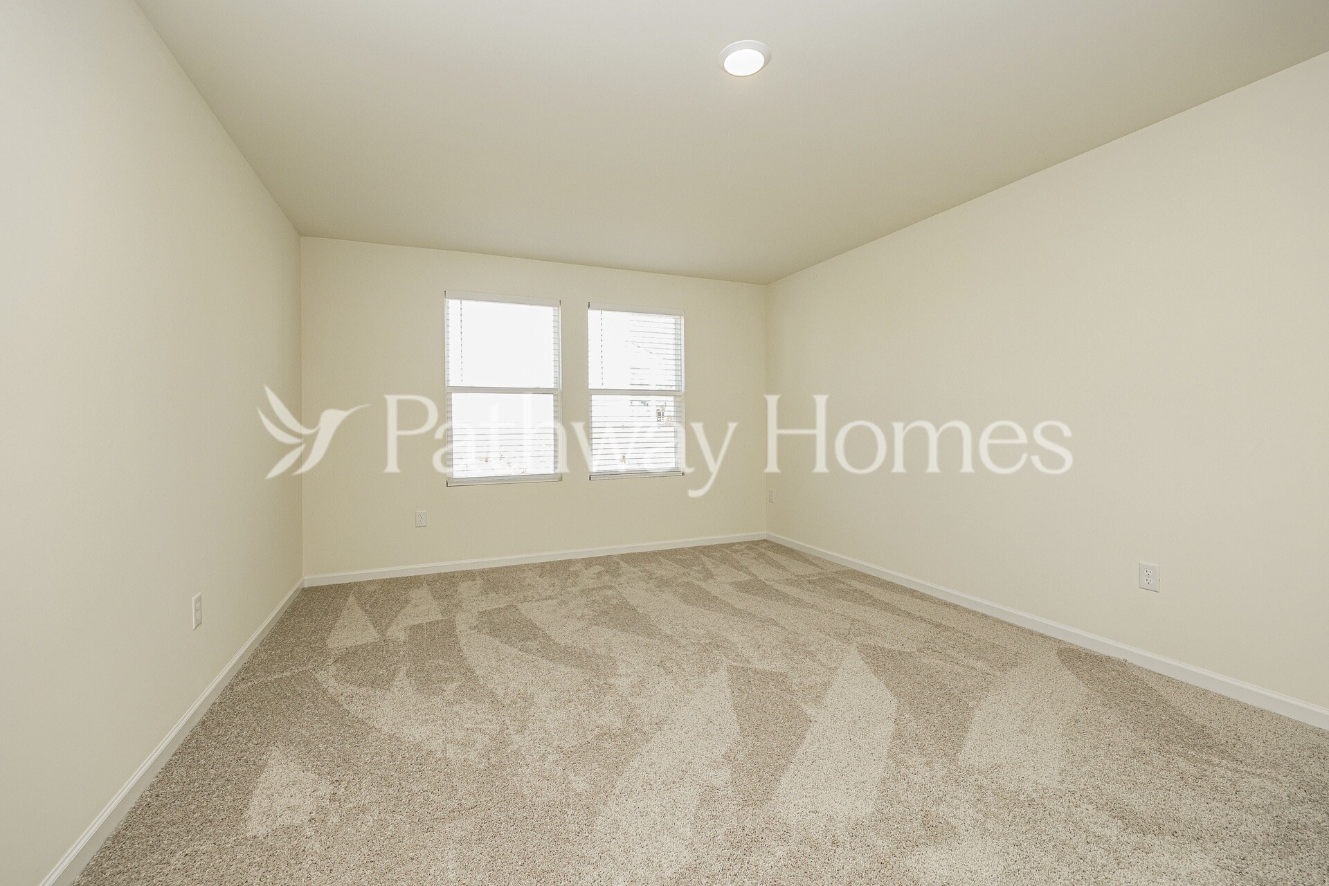 Building Photo - 1058 Large Poppy Dr