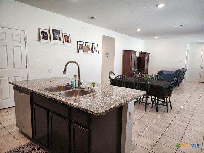 Building Photo - 133 Hammond Ct