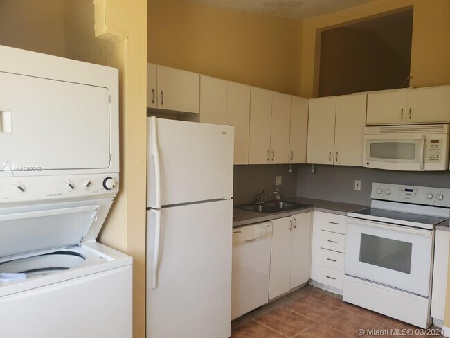 Building Photo - 13326 SW 152nd St