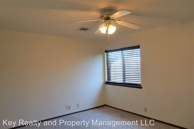 Building Photo - 9763 Hefner Village Blvd