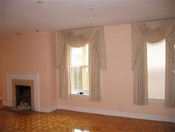 Building Photo - 416 Commonwealth Ave