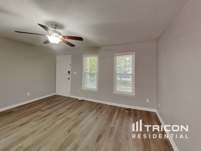 Building Photo - 1413 Amber Acres Ln
