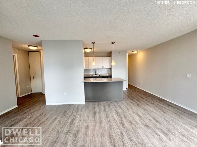 Building Photo - 161 N Jefferson St