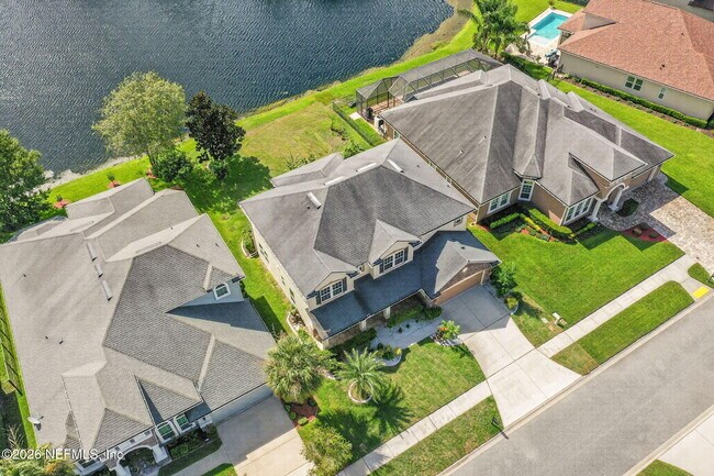 Building Photo - 127 Rockcreek Dr
