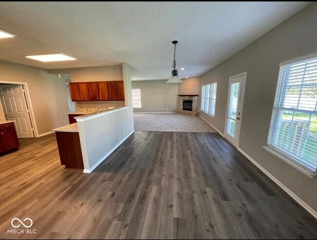 Building Photo - 12550 E 131st St