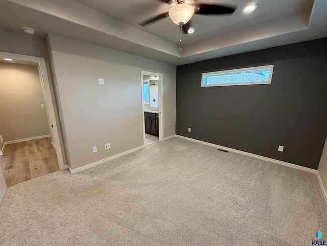Building Photo - 2607 E Sunburst Dr
