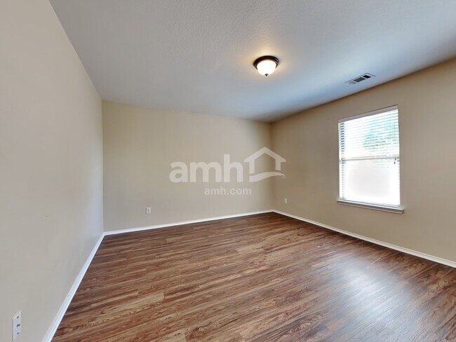 Building Photo - 2847 Park Springs Drive