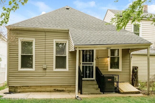 Building Photo - 1827 Osage Ave