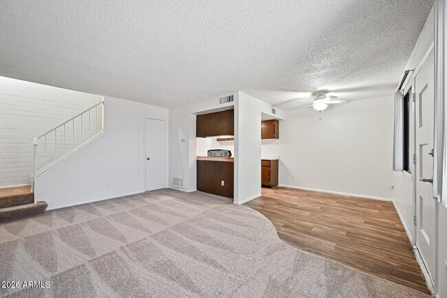 Building Photo - 3959 W Palomino Rd