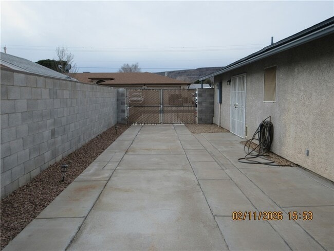 Building Photo - 3910 Lindsey Ave