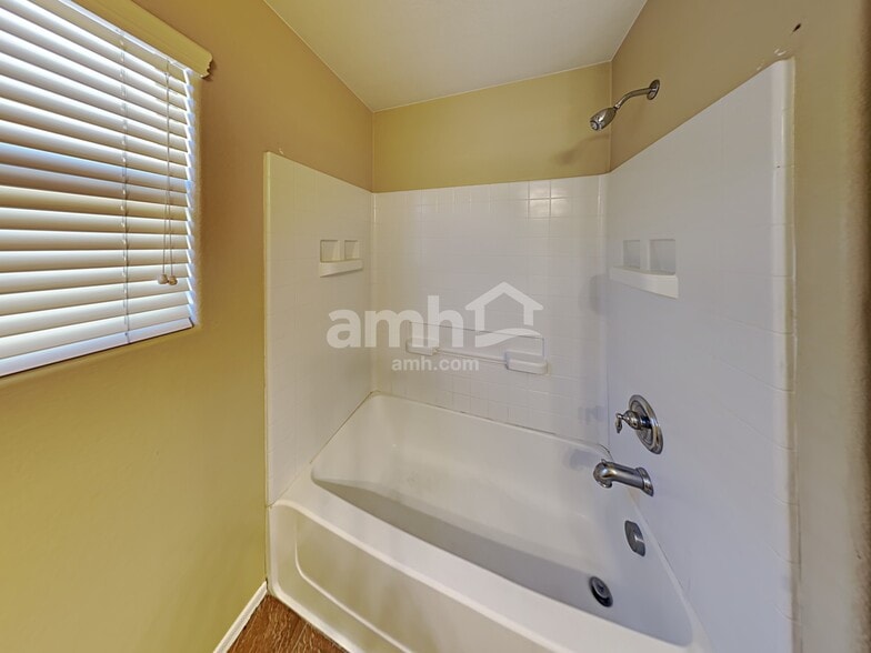 Building Photo - 7808 S Baja Stone Ave