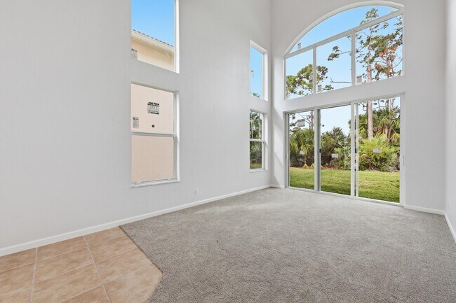 Building Photo - 5601 Spanish River Rd