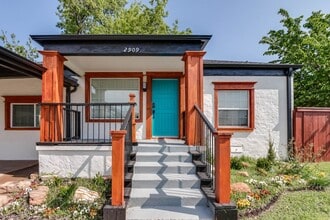 Building Photo - Luxury remodel in NW Oklahoma City