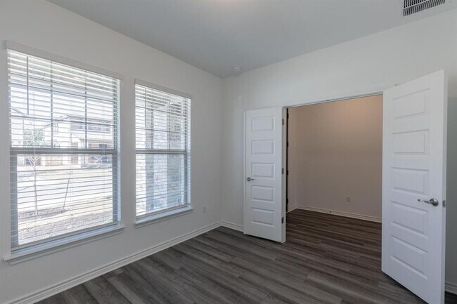 Building Photo - 1812 Turtle Bay Loop