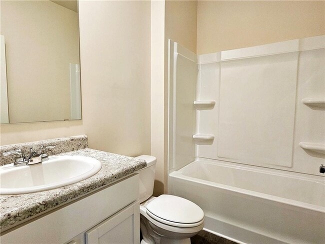 Building Photo - 306 Walnut Grv Wy