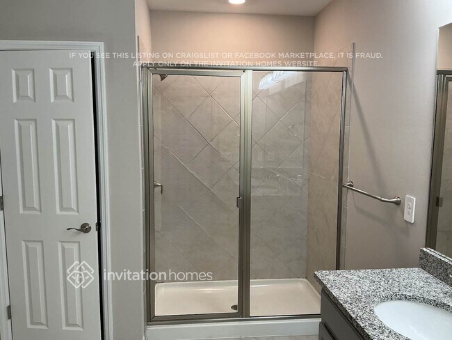 Building Photo - 7537 Viburnum