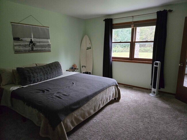 Building Photo - 14995 50th Ave