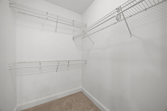 Building Photo - 618 N Boylan Ave