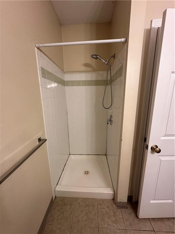 Building Photo - 104 Mill St