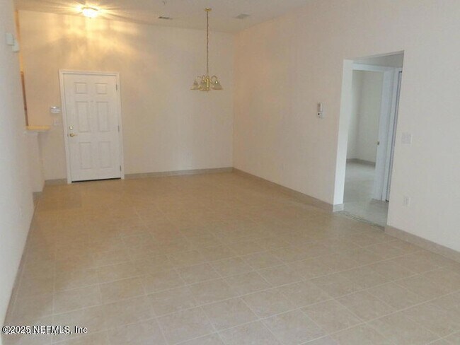Building Photo - 9595 Amarante Cir