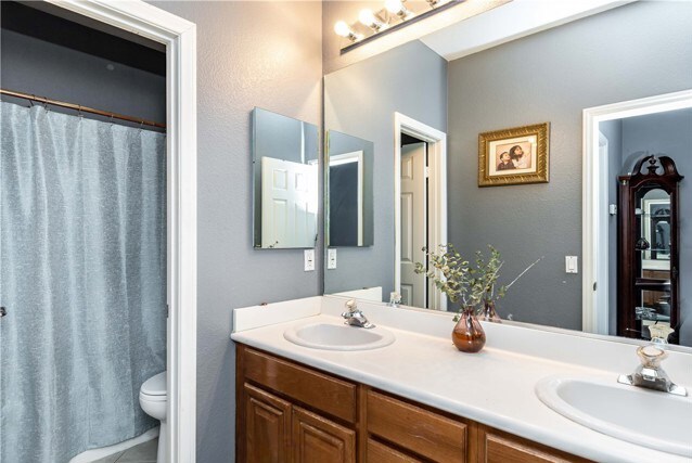 Building Photo - 6342 Paseo Descanso