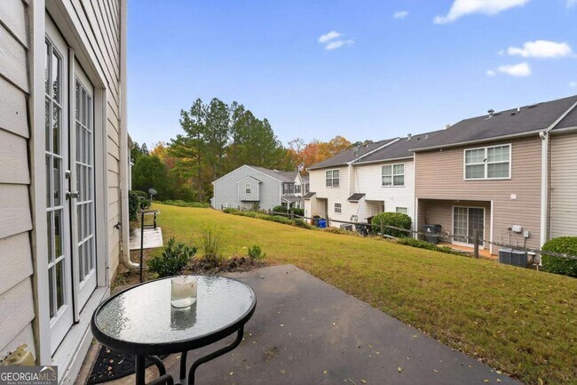 Building Photo - 605 Lofty Ln