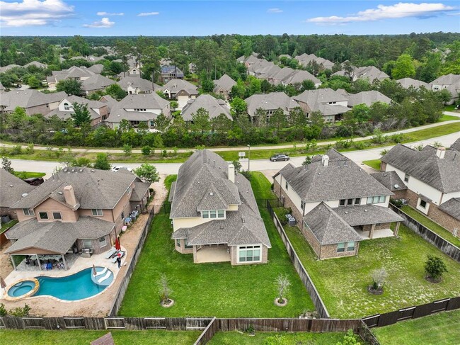 Building Photo - 27 S Greenprint Cir