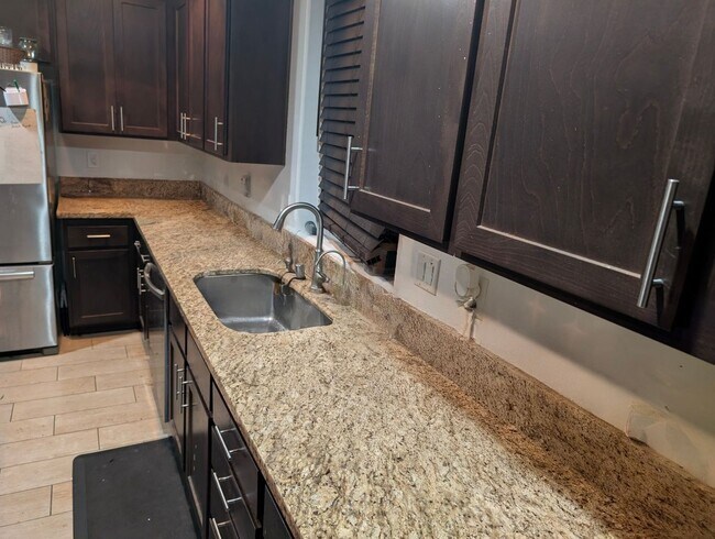 Building Photo - Spacious 4-Bedroom Corner-Lot Home w/ Smar...