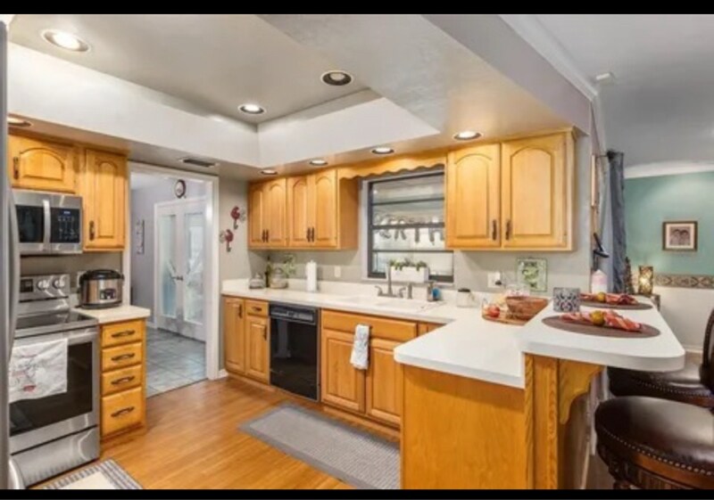 Building Photo - 4100 SW 86th Terrace