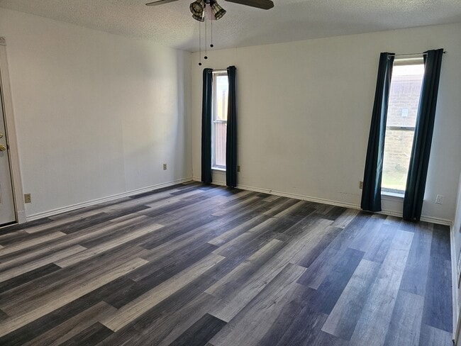 Building Photo - 1126 Mayapple Dr