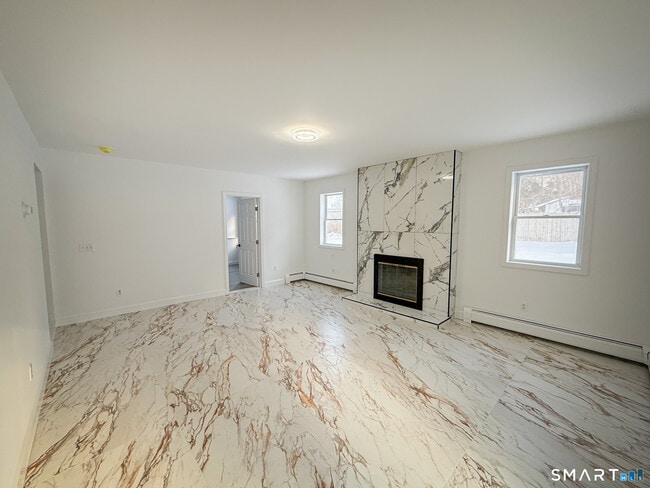 Building Photo - 21 Oven Rock Rd