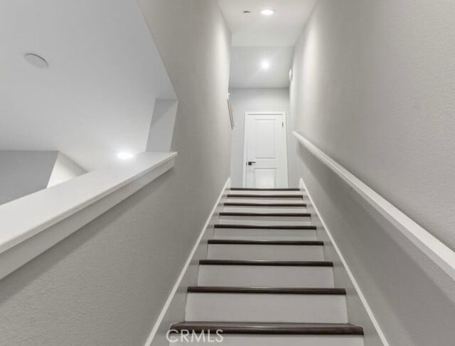 Building Photo - 2111 Copper Walk