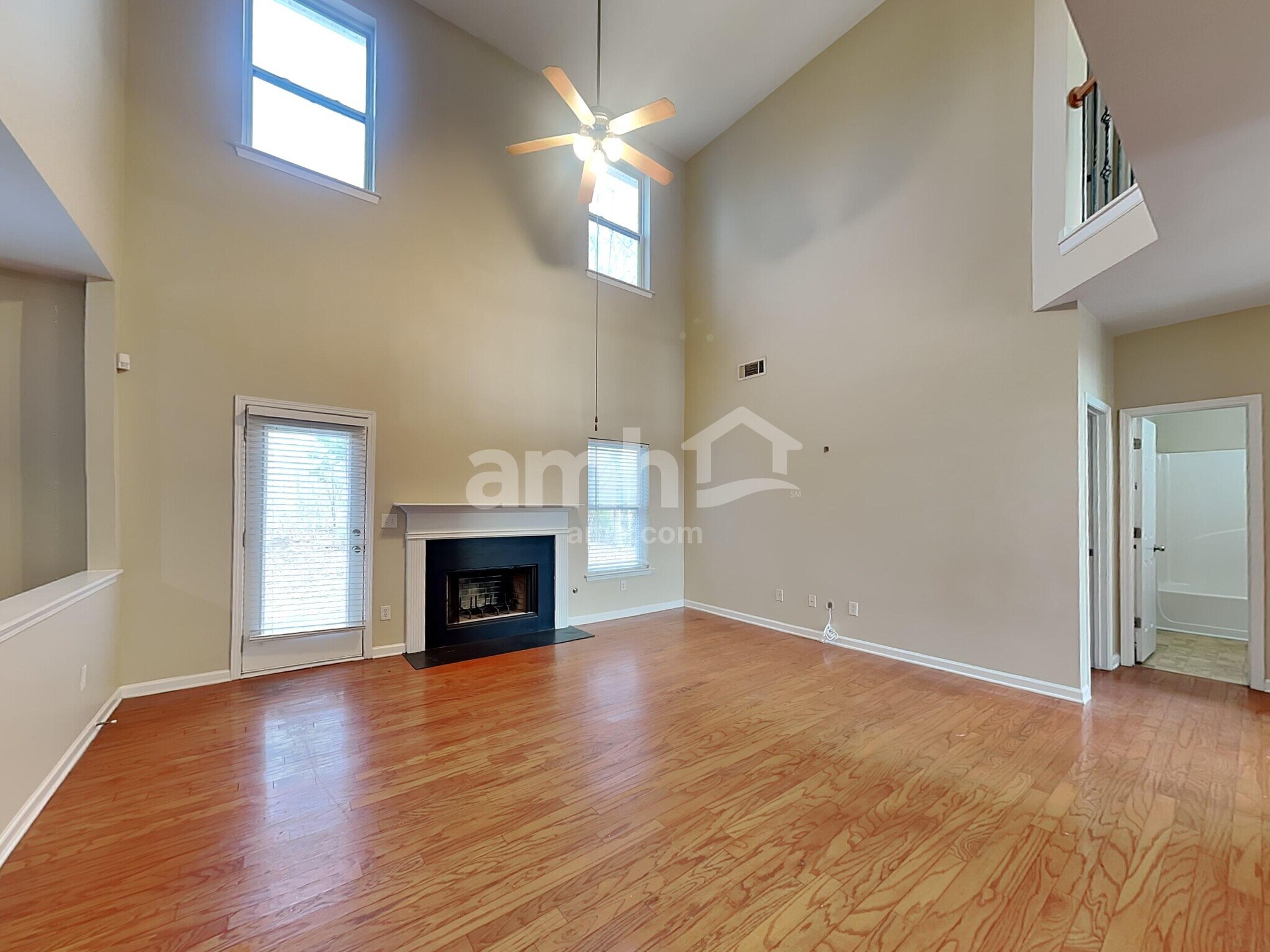 Building Photo - 1450 Grey Rock Way