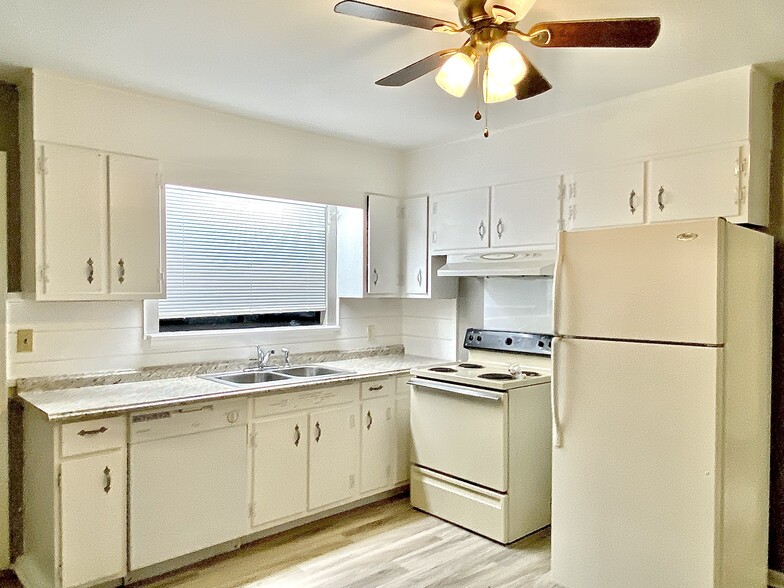 Updated kitchen - 9 Coburn Dr